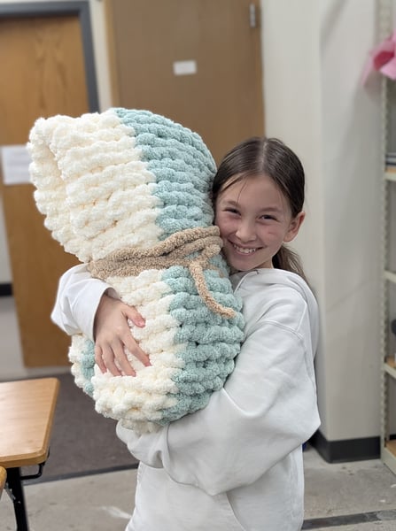 Course Hand Knit Chunky Blanket Experience - Intergenerational image 1