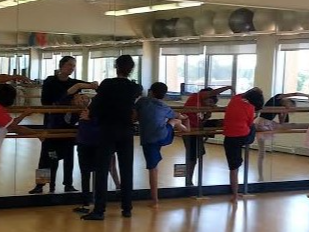 Picture for: Level 1/Pre-Teen Ballet: Ages 8-14