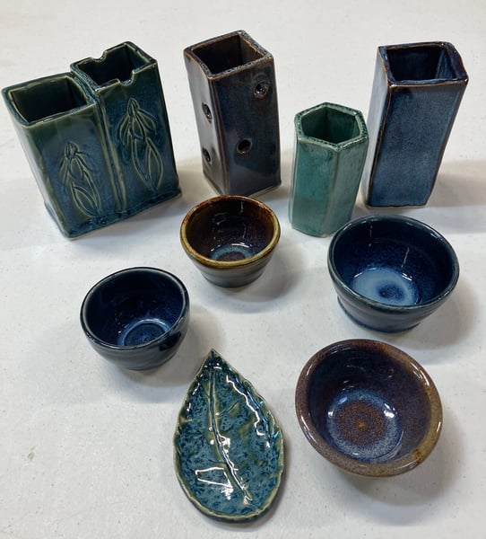 Picture for: Adult Pottery - Hand Building & Wheel Instruction with Stoneware Clay