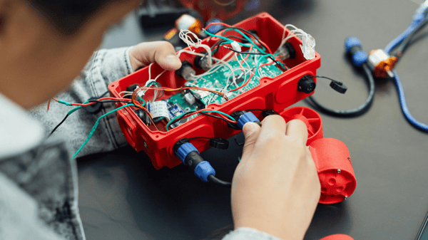Course Robotic Builders: Battlebots image 1