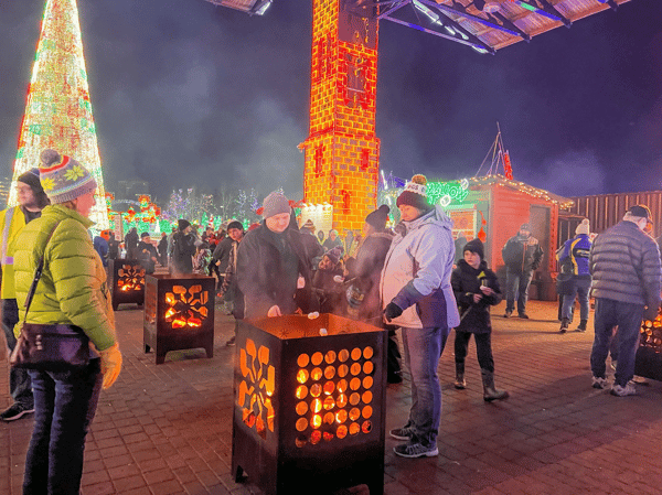 Course Day Trip: Christmas in Duluth - Glensheen Mansion & Bentleyville image 2