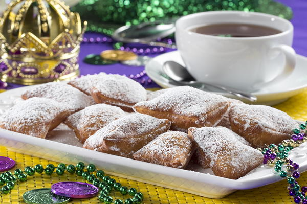 Picture for: Mardi Gras Treats: Learn to make 2